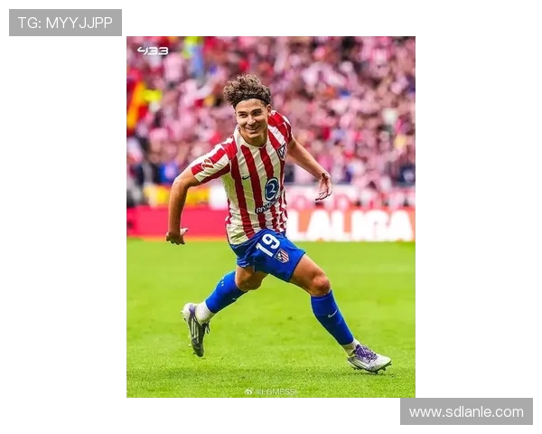 阿尔瓦雷斯梅开二度姆巴佩建功马竞五比二狂胜皇马掀翻同城德比