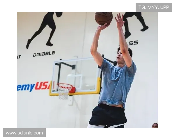 字母透露新赛季计划专注提升持球能力力争更大突破